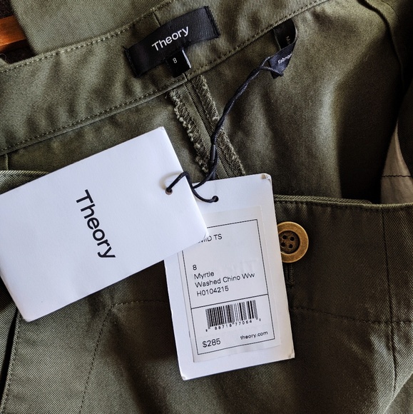 New Theory Namid Green Myrtle Washed Crop Chino 8 - Picture 4 of 5